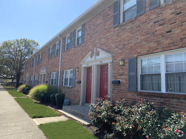 Building Photo - Olde Towne Rental