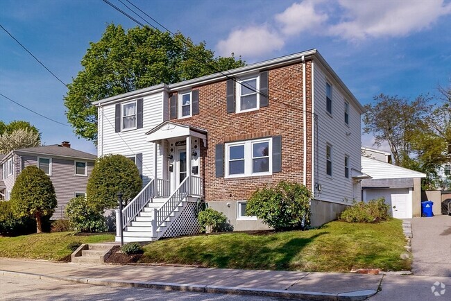 Building Photo - 14 Grew Hill Rd Unit 1 Rental
