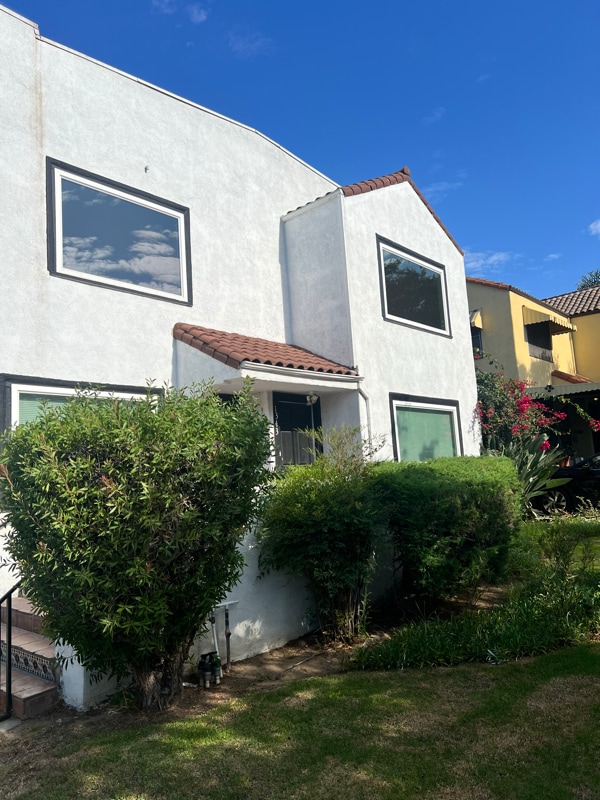 Photo - 1343 Cloverdale Ave