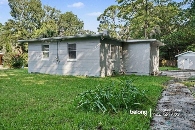 5531 Agra Ct
