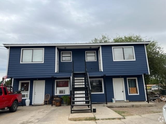 Building Photo - 1303 E Eistetter St Unit 2 Rental