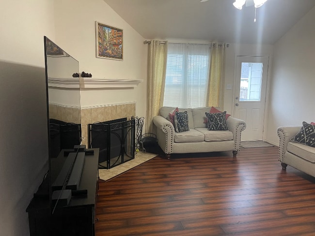 Photo - 3440 Crisoforo Dr