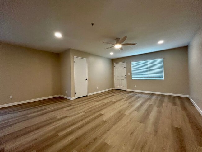 Photo - 10782 Walnut St Unidad 10784