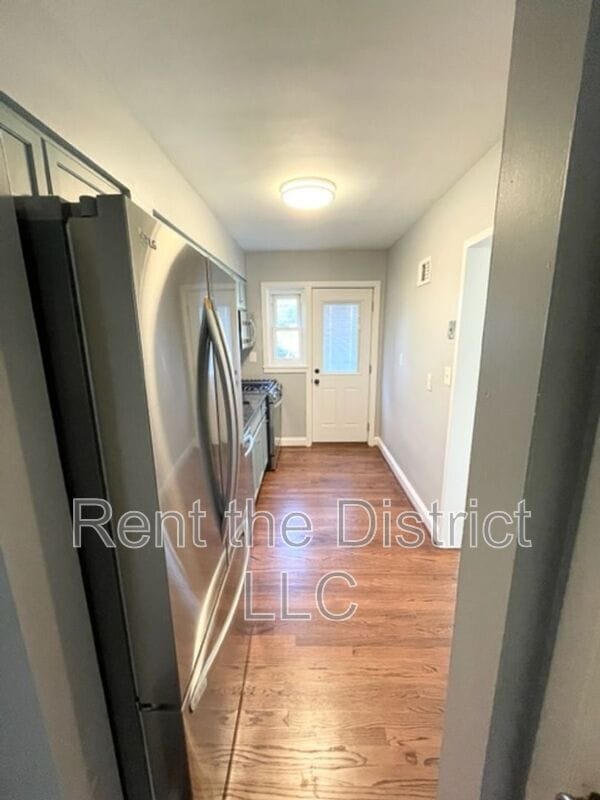 Photo - 4710 8th St NE