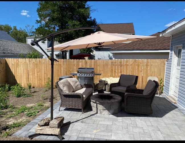 Photo - 235 Lawrence Ave Unidad 2