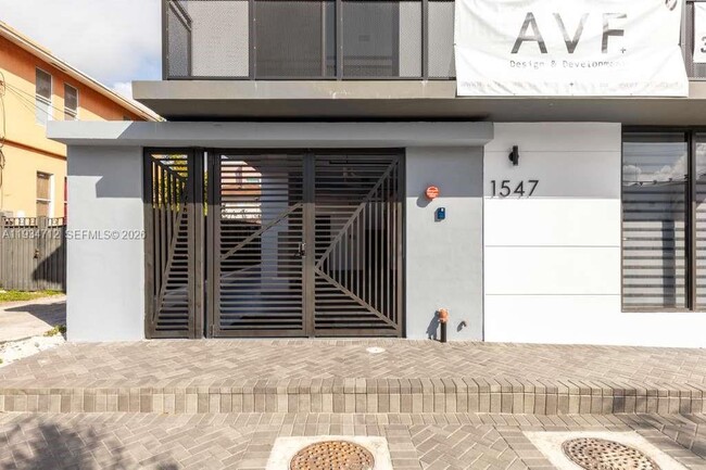 Photo - 1547 NW 2nd St Unit 202