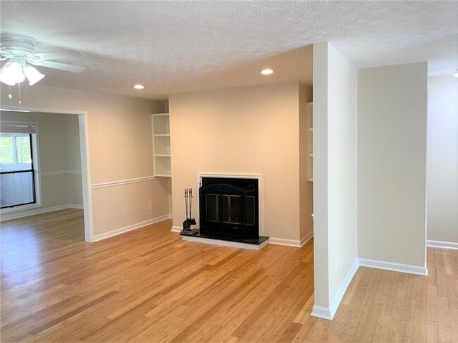 Photo - 408 Wynnes Ridge Cir SE