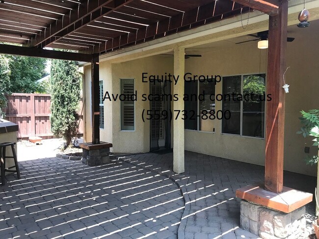 Building Photo - Gorgeous NW Visalia home for rent!