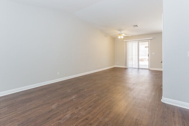 Photo - 4030 W Red Coach Ave