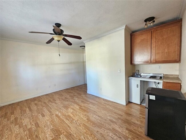Photo - 1355 Drew St Unit 102
