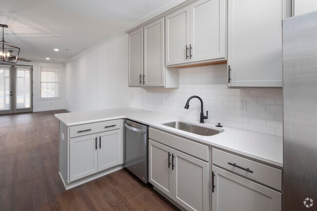 3 beds, 2.5 baths, 2,010 sq ft - Cambridge Place Luxury Apartments