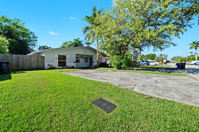 Photo - Charming 3-Bed, 2-Bath Home in Prime Fort ...