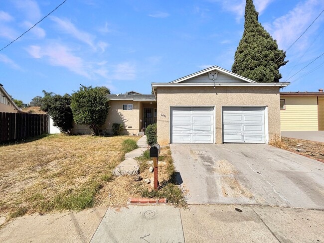 Building Photo - Gorgeous 3B/2BA House in Paradise Hills W/...