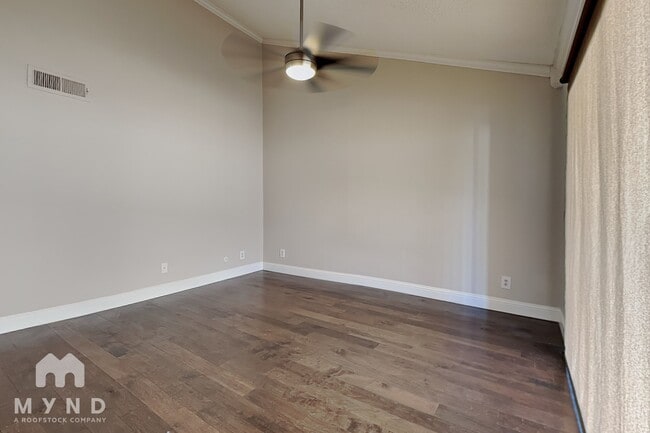 5300 Keller Springs Rd