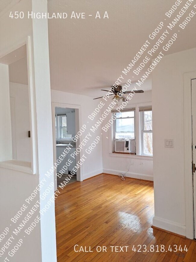 Photo - 450 Highland Ave NW Unidad A A