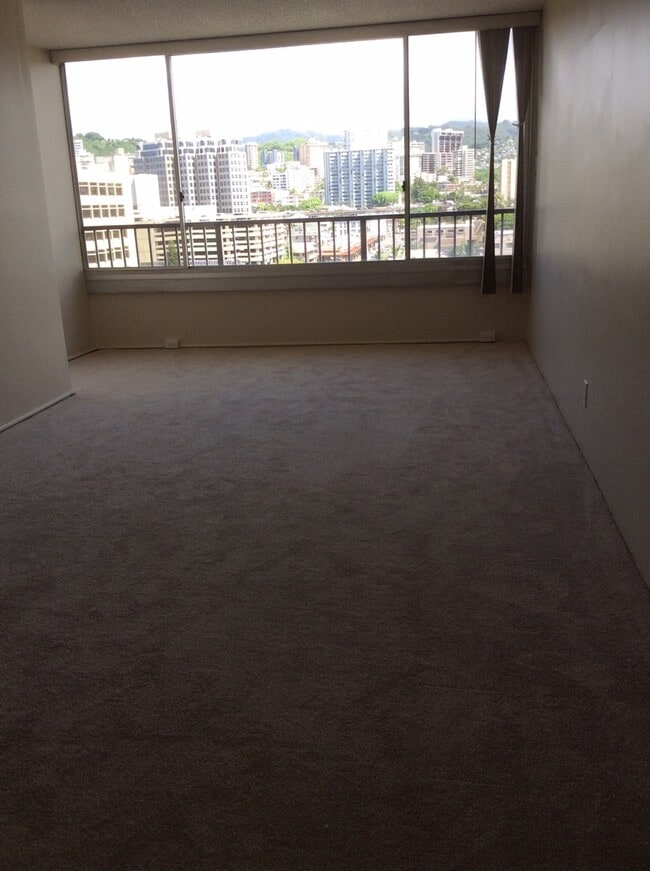 Photo - Elms - Close to Ala Moana, Downtown & More