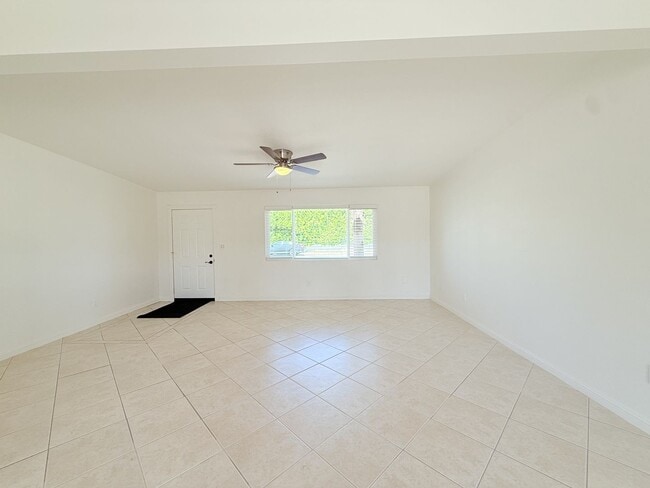 Photo - AVAILABLE NOW!! 3 BEDROOM 2 BATHROOM Home in Palm Desert!