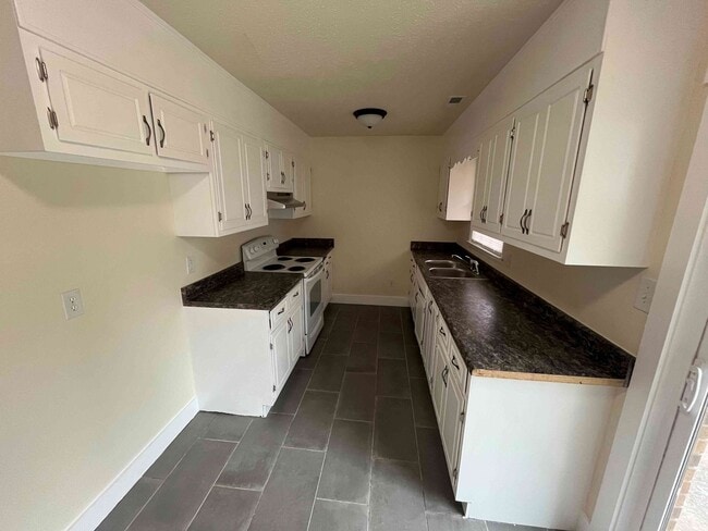 Photo - 118 Scotland Dr