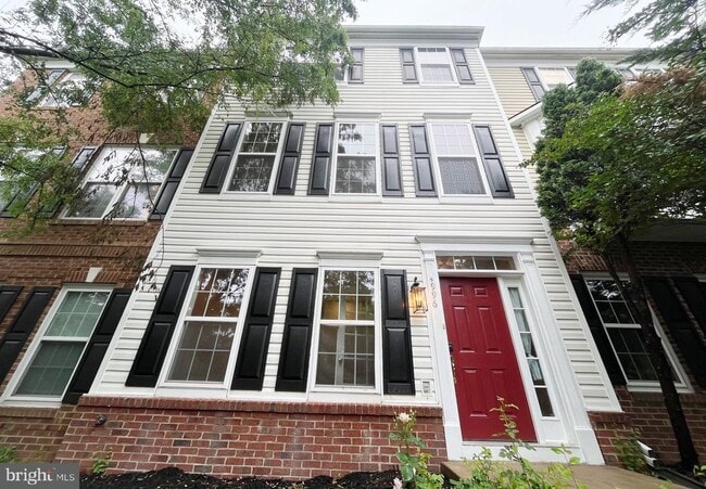 Photo - 4996 Centreville Farms Rd Townhome