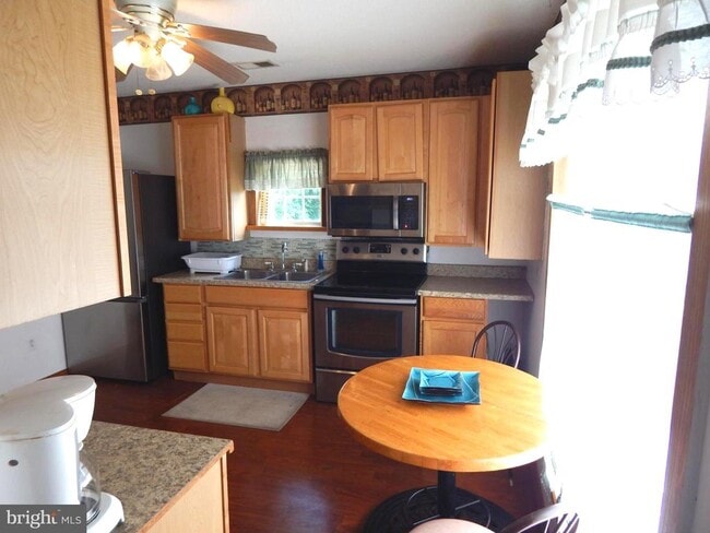 2553 Warm Springs Rd