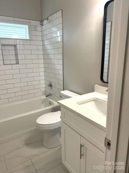 Photo - 117 W Henderson St