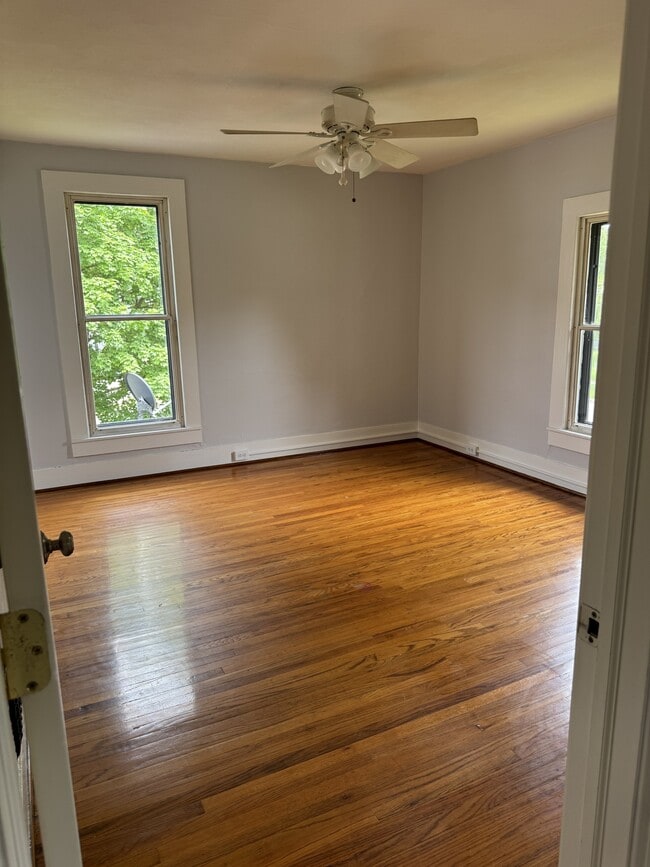 Photo - 157 Grand St