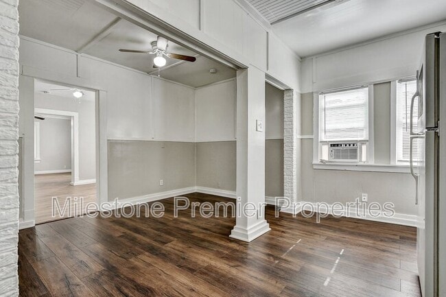 Photo - 326 W Sears St