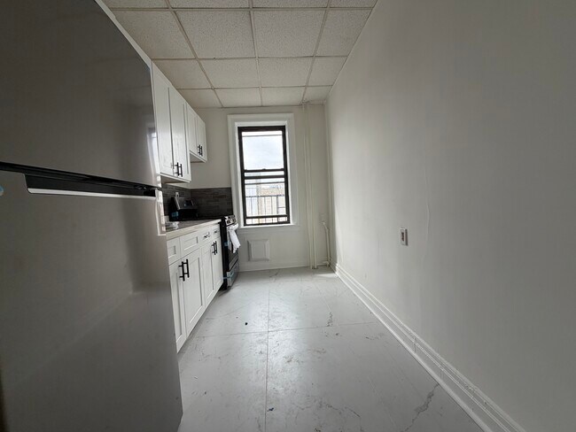 IMG_8444 - 997 Summit Ave