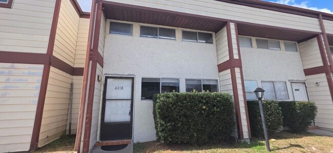 Building Photo - 4010 Dolomite St Unit A-6