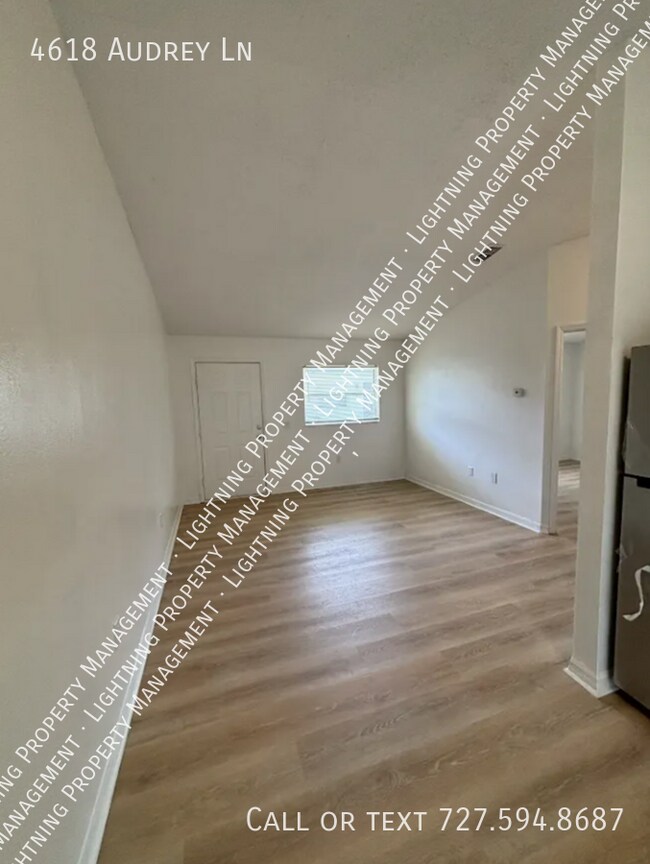 4618 Audrey Ln