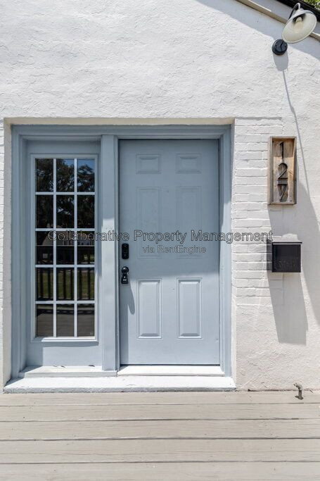 Photo - 127 Hibiscus Ave