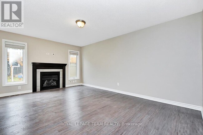 Photo - 1914 Maple Grove Rd