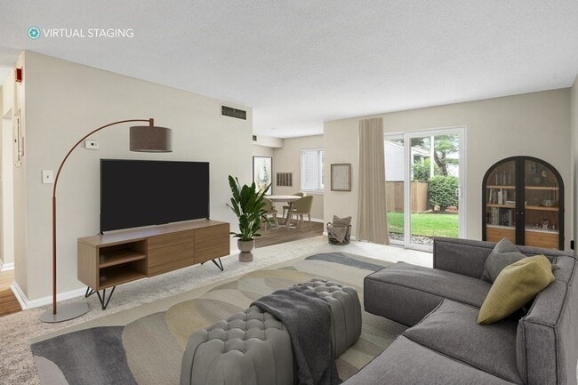Building Photo - 6 Beal's Cove Rd Unit B
