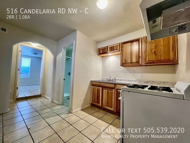 Photo - 516 Candelaria Rd NW Unit C