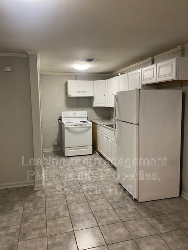 Photo - 318 Auburn Dr Unit Apt B