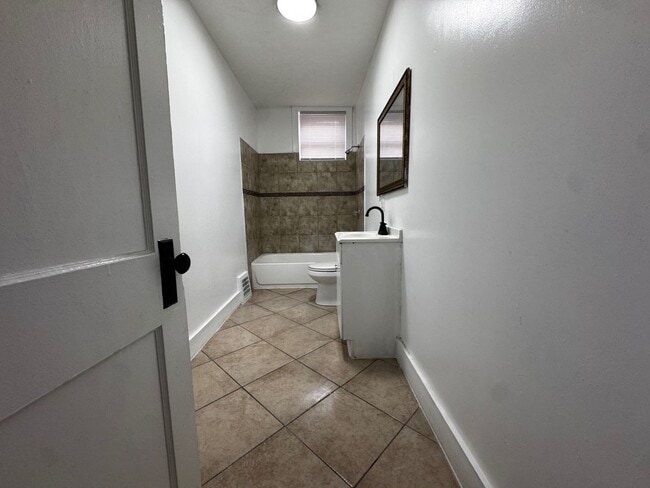 Photo - 395 E 152nd St Unidad 395 E 152 ST  5