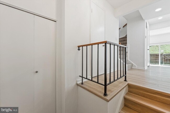 Photo - 39 Orchard Dr