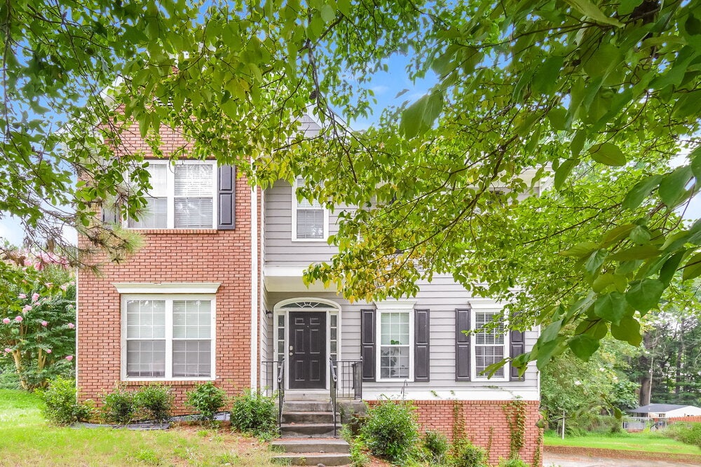 Photo - 1307 Highfield Dr NE