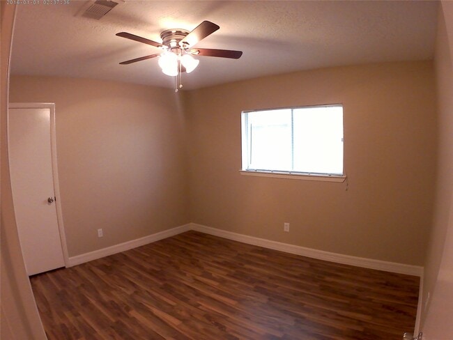 Photo - 12614 Day Hollow Ln