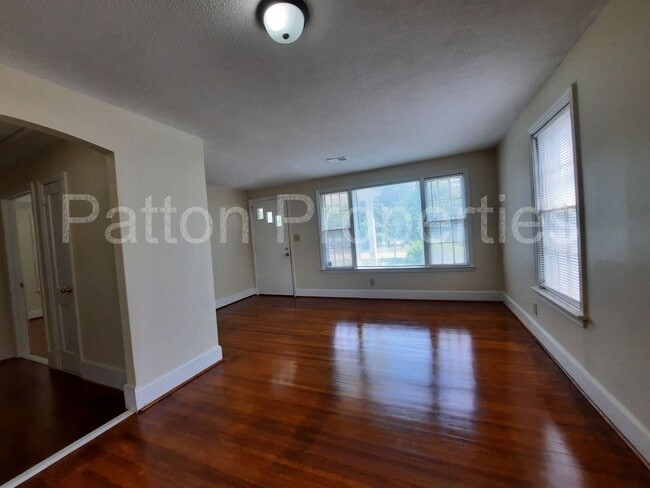 Photo - College Place Home