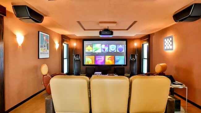 Photo - Downtown HB Furnished One-Month to Mid-Term Rental