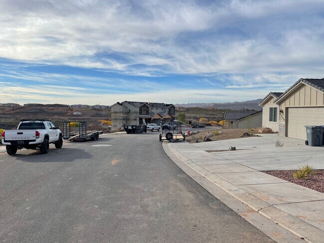 Photo - Great home located in Hurricane!