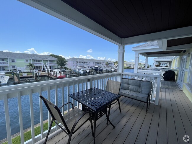 Building Photo - 5132 Beach Dr SE Unit D Rental
