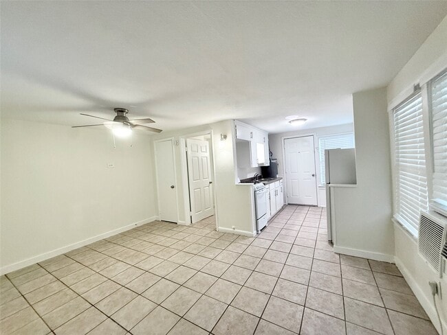 Photo - 2714 Carrolton St Unidad BACK