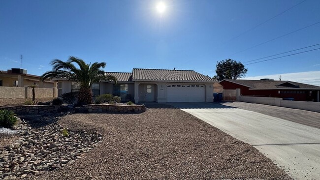 Building Photo - Furnished Pool Home Rental!!