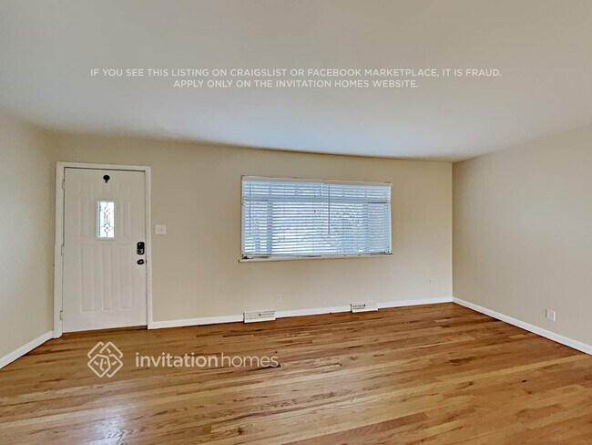 Photo - 6184 Field St