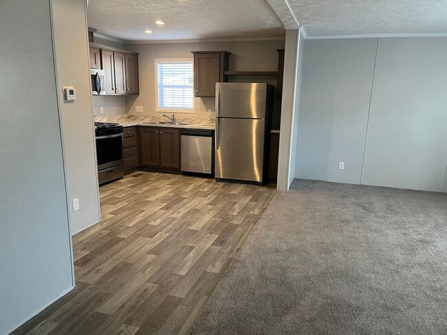 Photo - 6610 Lear Nagle Rd