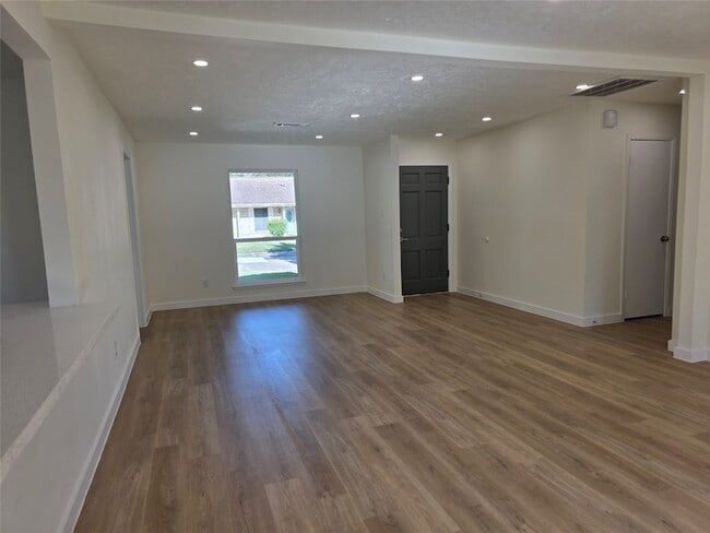 Photo - 11726 N Willow Cir
