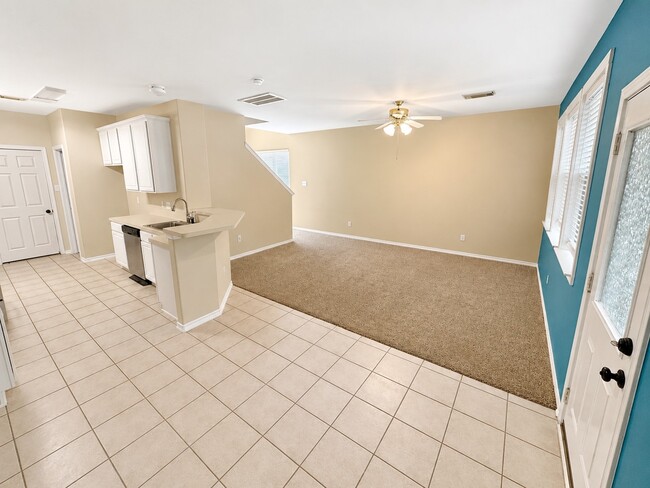 Photo - 134 N Camellia Grove Cir