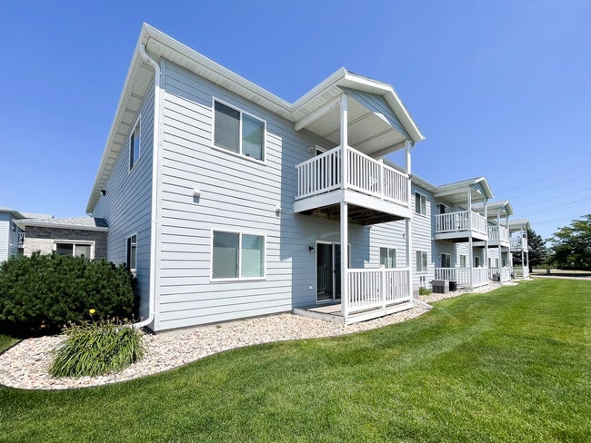 Building Photo - Wheatridge Apartments & Townhomes